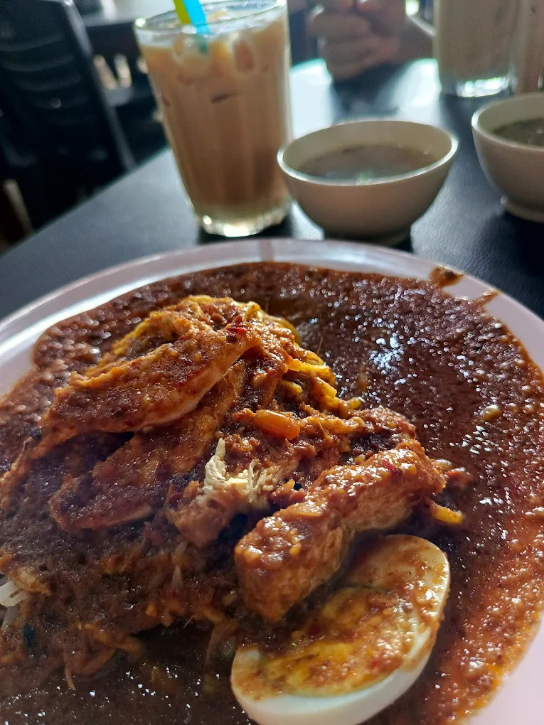Dayang Rojak House — 5 / 7