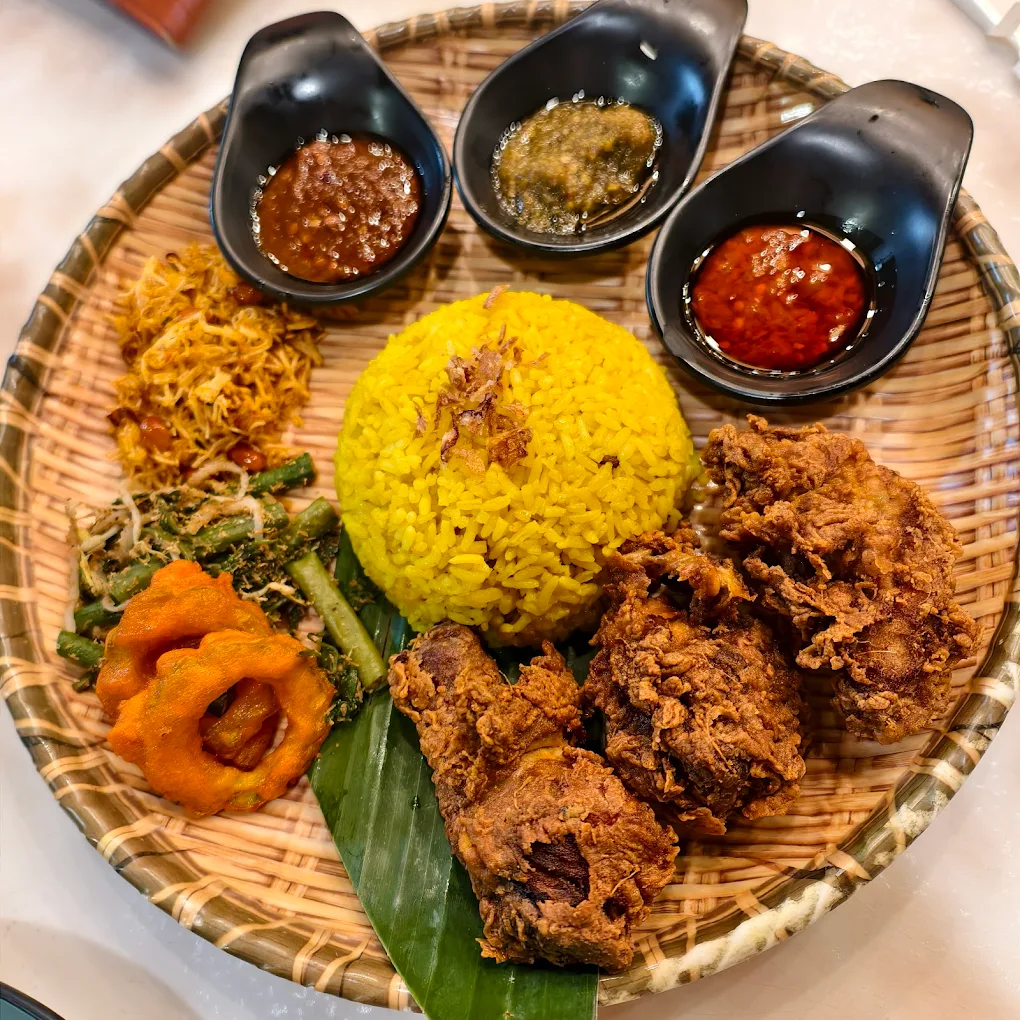 Pate Grill House Gaya Street — 3 / 4