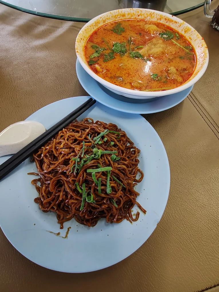 東風海鮮飯店 — 4 / 6